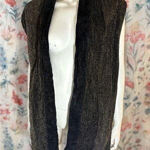 Lynn Yarrington Elegant Black and Brown Women's Vest